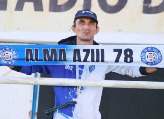 O CHEFE DA CLAQUE FAZ ANOS E…